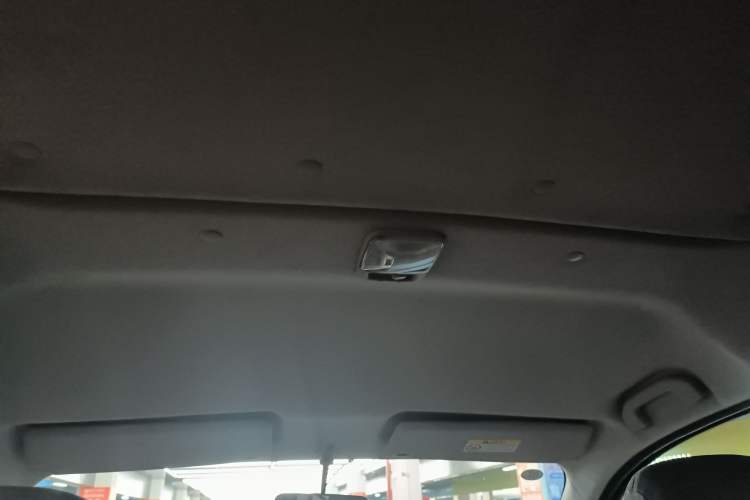 Used Nissan NV200 2018 1.6L CVT Luxury Model Headliner