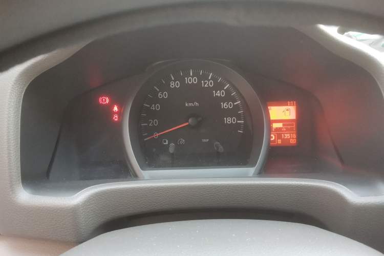 Used Nissan NV200 2018 1.6L CVT Luxury Model Instrument Cluster