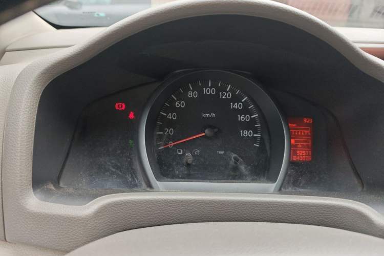 Used Nissan NV200 2018 1.6L CVT Luxury Model Instrument Cluster