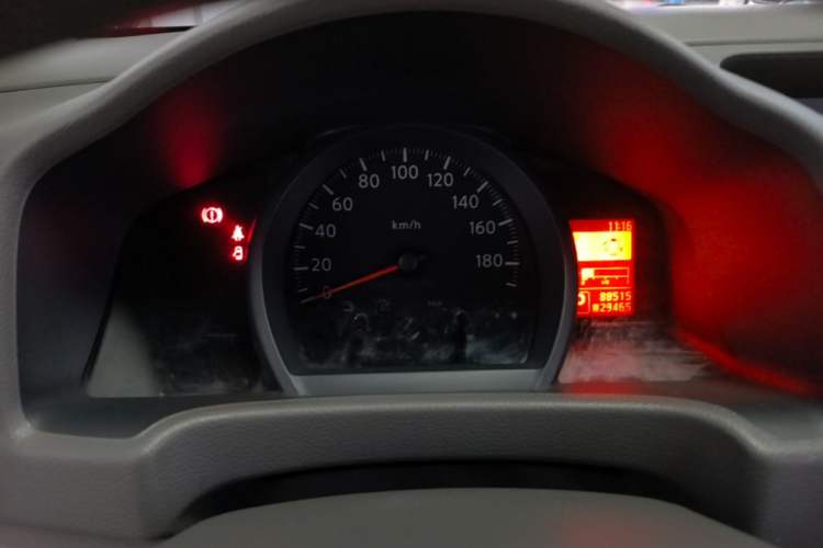 Used Nissan NV200 2018 1.6L CVT Luxury Model Instrument Cluster