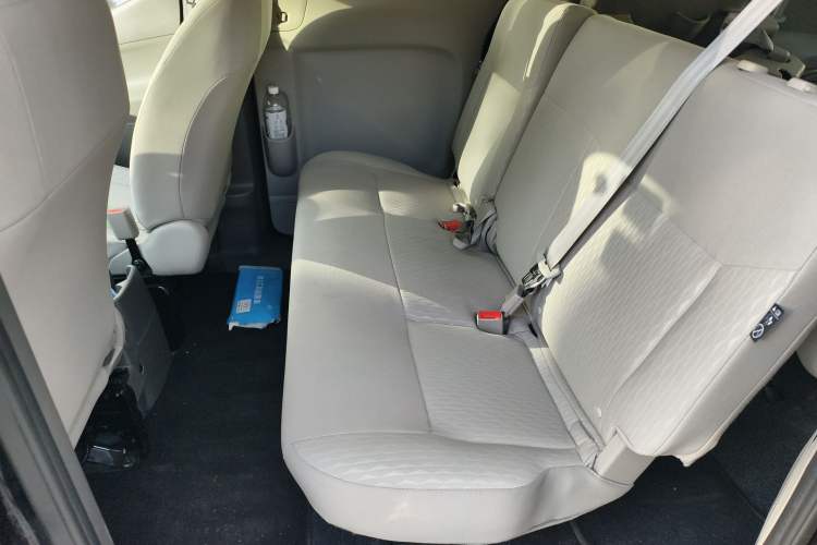 Used Nissan NV200 2018 1.6L CVT Luxury Model Interior 1