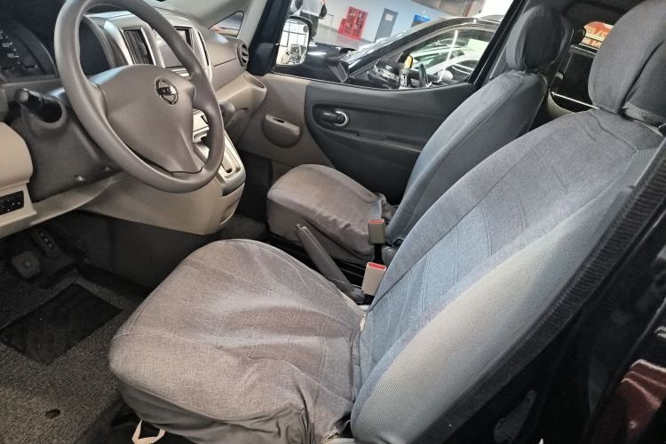 Used Nissan NV200 2018 1.6L CVT Luxury Model Left Front Seat
