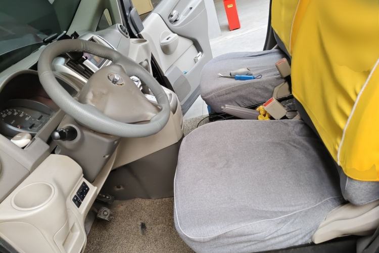 Used Nissan NV200 2018 1.6L CVT Luxury Model Left Front Seat