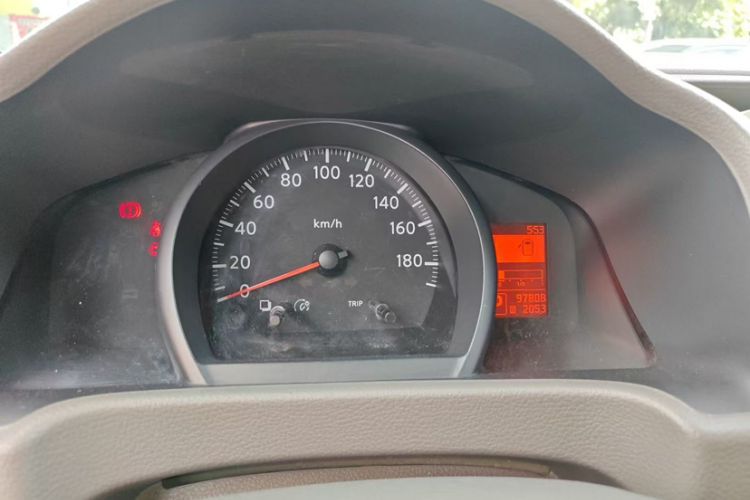 Used Nissan NV200 2018 1.6L CVT Luxury Model Odometer Close Up