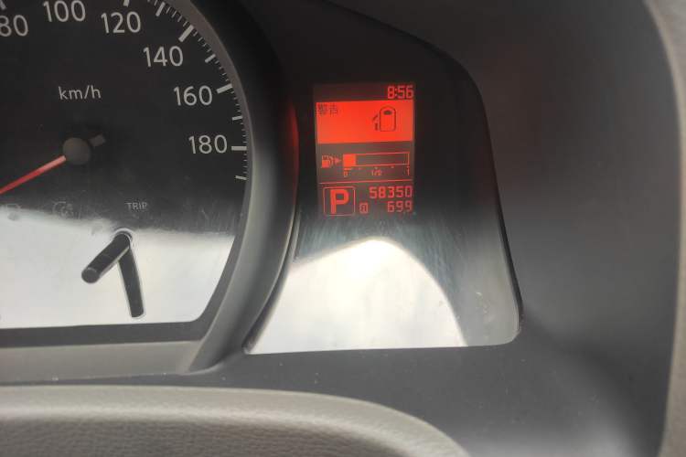 Used Nissan NV200 2018 1.6L CVT Luxury Model Odometer Close Up