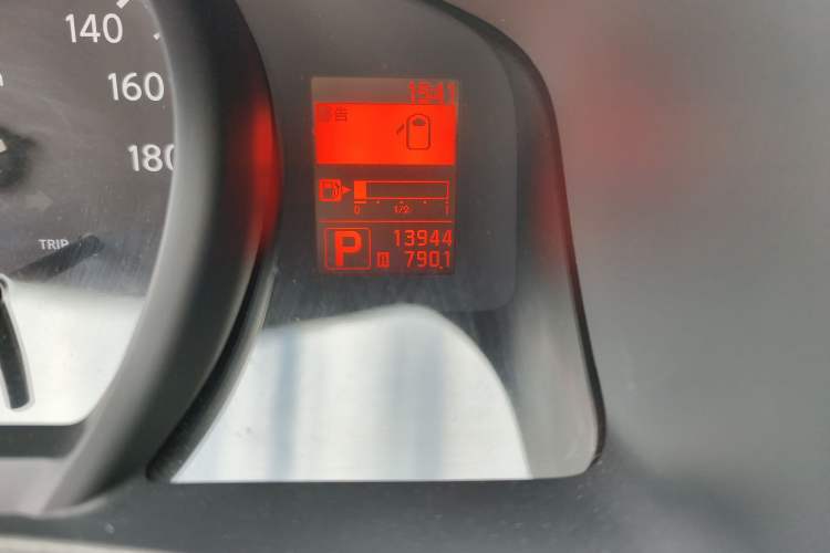 Used Nissan NV200 2018 1.6L CVT Luxury Model Odometer Close Up