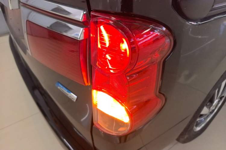 Used Nissan NV200 2018 1.6L CVT Luxury Model Right Rear Taillight