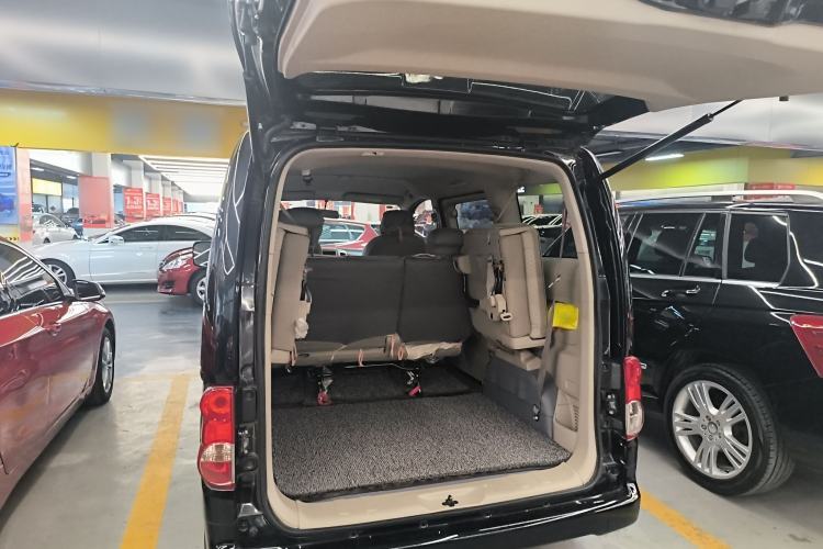 Used Nissan NV200 2018 1.6L CVT Luxury Model Trunk