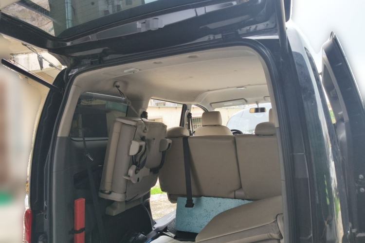 Used Nissan NV200 2018 1.6L CVT Luxury Model Trunk