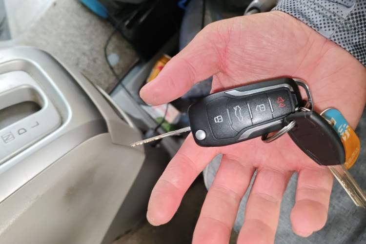 Used Nissan NV200 2018 1.6L CVT Luxury Model Vehicle Key