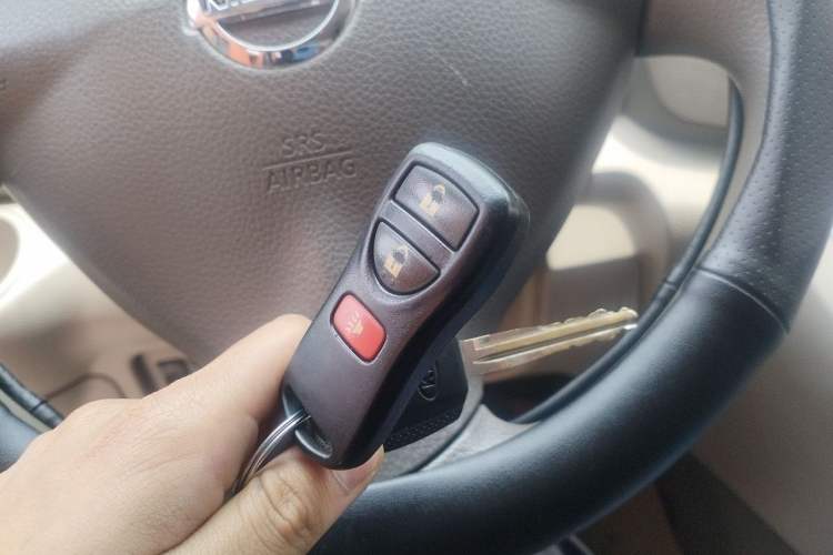 Used Nissan NV200 2018 1.6L CVT Luxury Model Vehicle Key