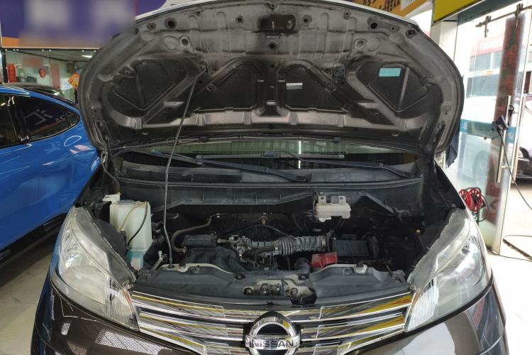 Used Nissan NV200 2018 1.6L CVT Luxury Model Engine Bay