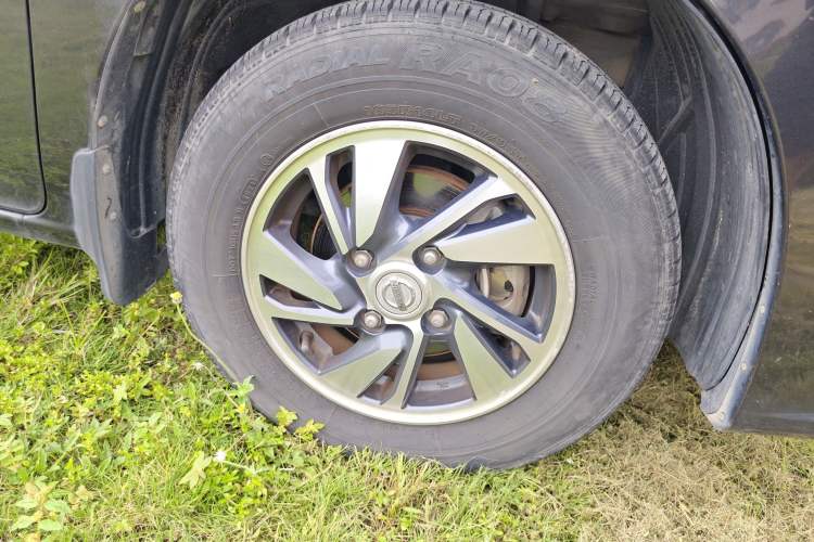 Used Nissan NV200 2018 1.6L CVT Luxury Model Exterior 7