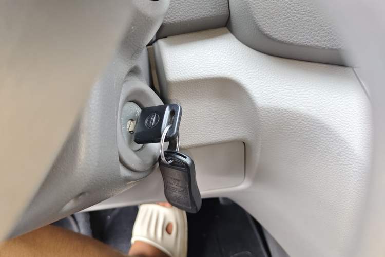 Used Nissan NV200 2018 1.6L CVT Luxury Model Interior 1