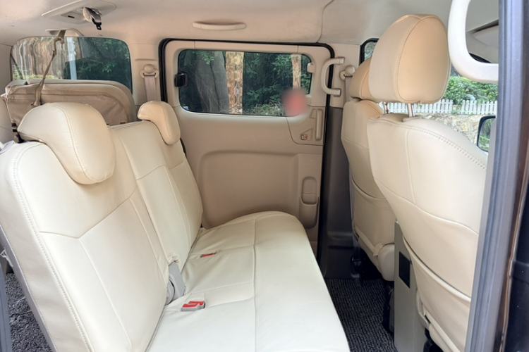 Used Nissan NV200 2018 1.6L CVT Luxury Model Interior 3