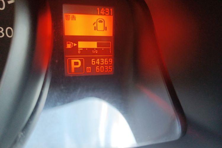 Used Nissan NV200 2018 1.6L CVT Luxury Model Odometer Close Up