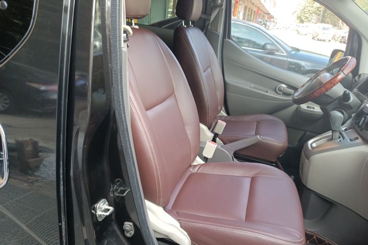 Used Nissan NV200 2018 1.6L CVT Luxury Model Right Front Seat