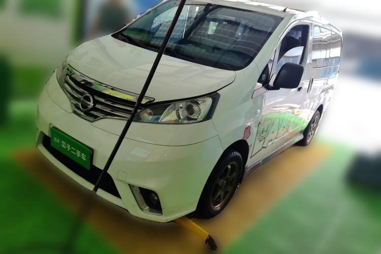 Używany Nissan NV200 2018 1.6L CVT Luxury Model Guazi used car, China used car export, Used car for sale, Used cars, Cheapest cars for sale