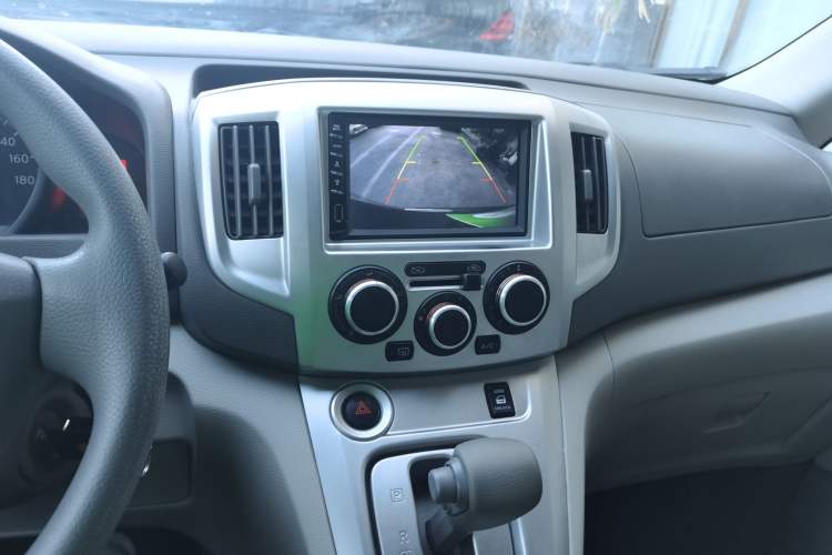 Used Nissan NV200 2018 1.6L CVT Luxury Model Audio And AC Panel