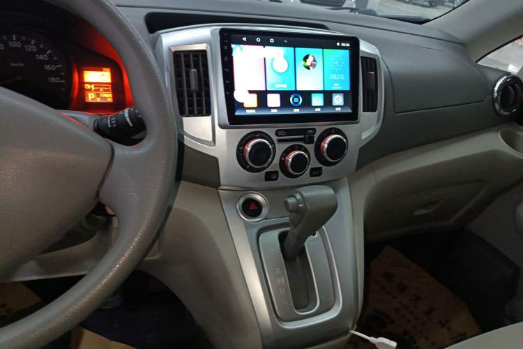 Used Nissan NV200 2018 1.6L CVT Luxury Model Audio And AC Panel