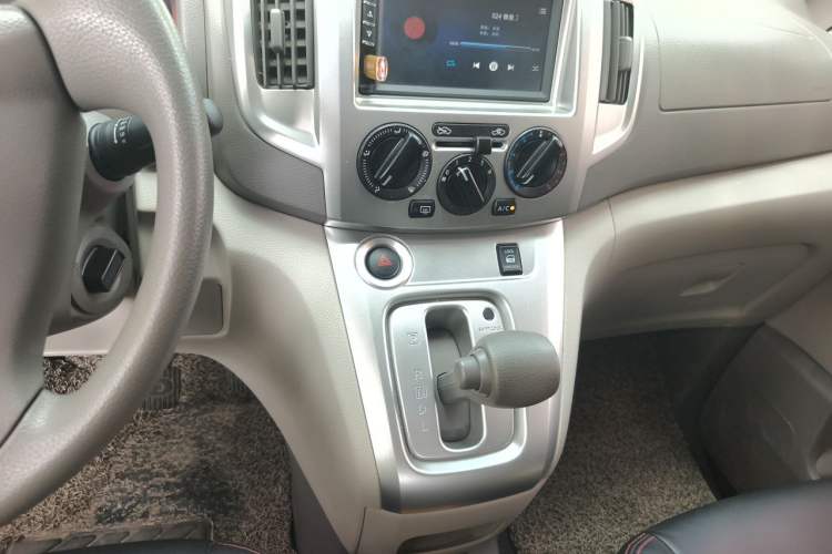 Used Nissan NV200 2018 1.6L CVT Luxury Model Audio And AC Panel