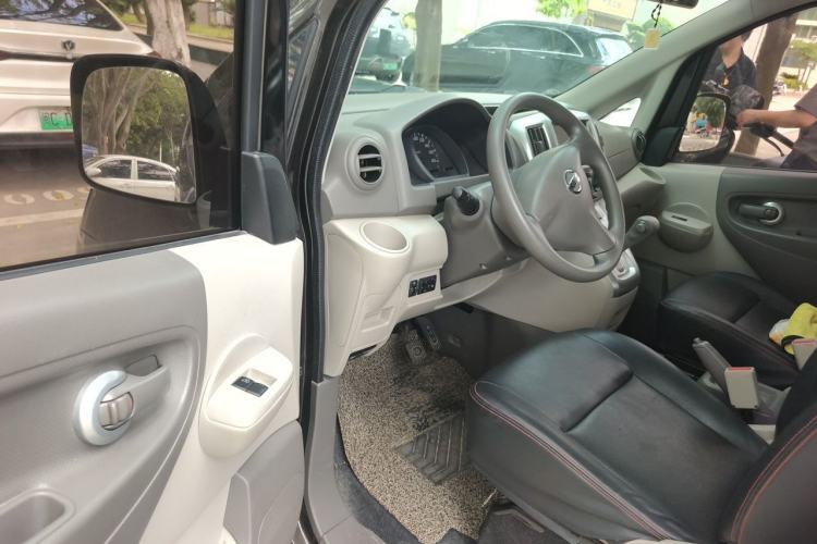 Used Nissan NV200 2018 1.6L CVT Luxury Model Driver Seat