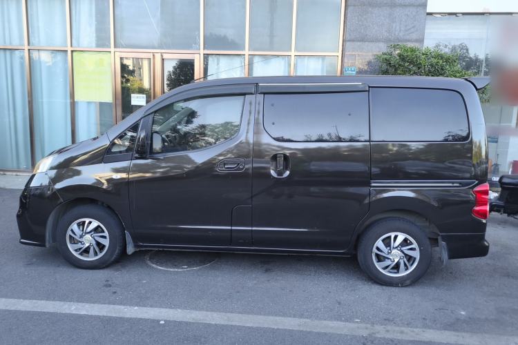 Used Nissan NV200 2018 1.6L CVT Luxury Model Exterior 3