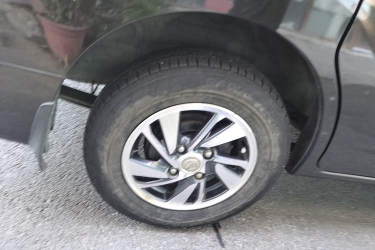 Used Nissan NV200 2018 1.6L CVT Luxury Model Exterior 8