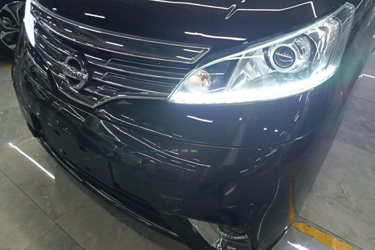 Used Nissan NV200 2018 1.6L CVT Luxury Model Left Front Headlight
