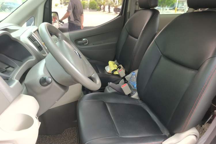 Used Nissan NV200 2018 1.6L CVT Luxury Model Left Front Seat