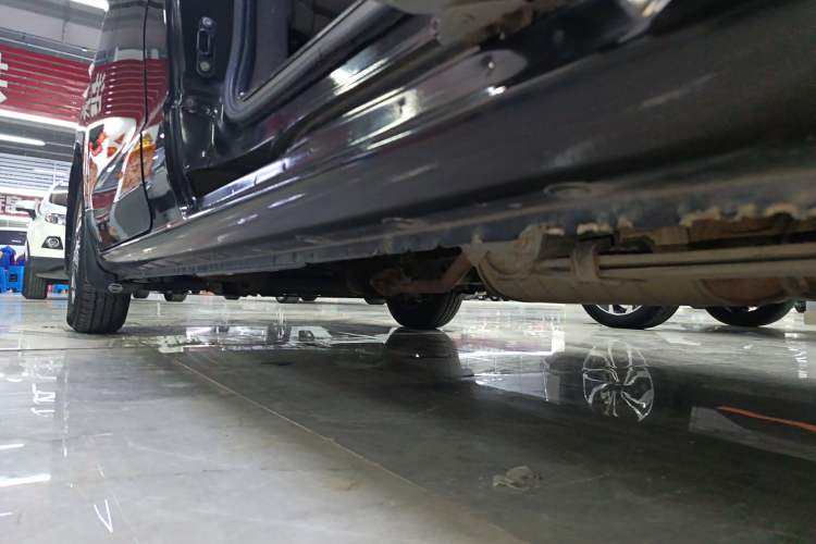 Used Nissan NV200 2018 1.6L CVT Luxury Model Left Side Sill
