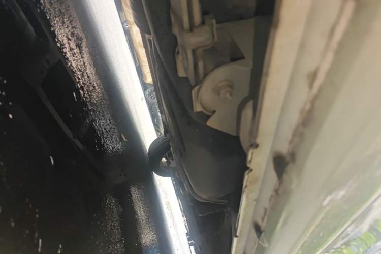 Used Nissan NV200 2018 1.6L CVT Luxury Model Chassis Rear Right