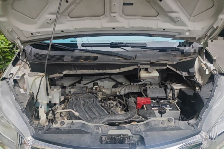 Used Nissan NV200 2018 1.6L CVT Luxury Model Engine Bay
