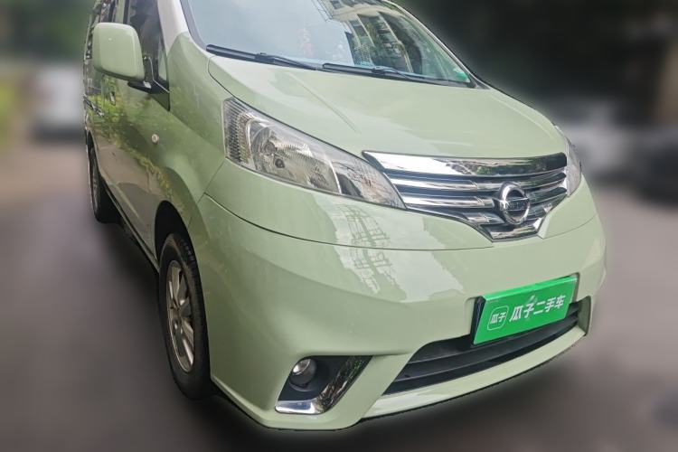 Used Nissan NV200 2018 1.6L CVT Luxury Model Front Right 45 Deg