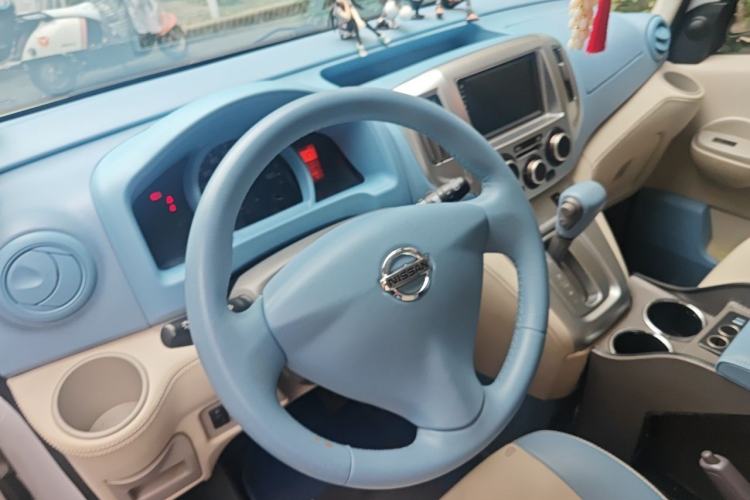 Used Nissan NV200 2018 1.6L CVT Luxury Model Steering Wheel