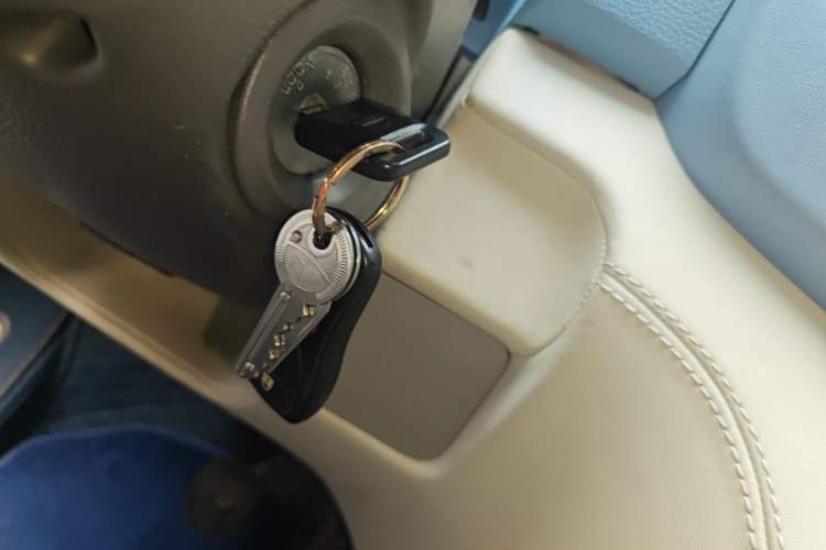 Used Nissan NV200 2018 1.6L CVT Luxury Model Vehicle Key