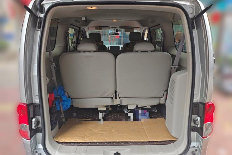 Used Nissan NV200 2018 1.6L CVT Luxury Model Trunk
