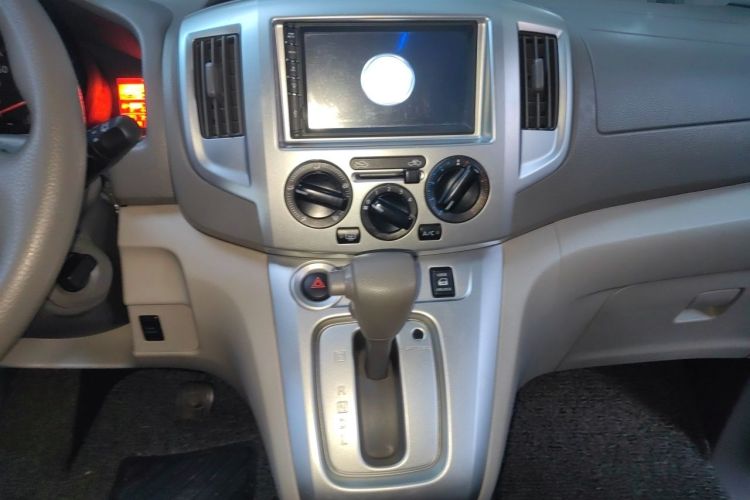 Used Nissan NV200 2018 1.6L CVT Luxury Model Audio And AC Panel