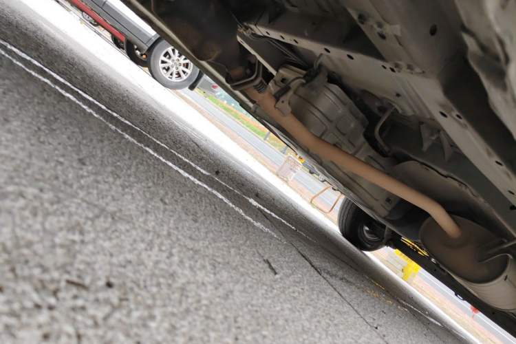 Used Nissan NV200 2018 1.6L CVT Luxury Model Chassis Front Left