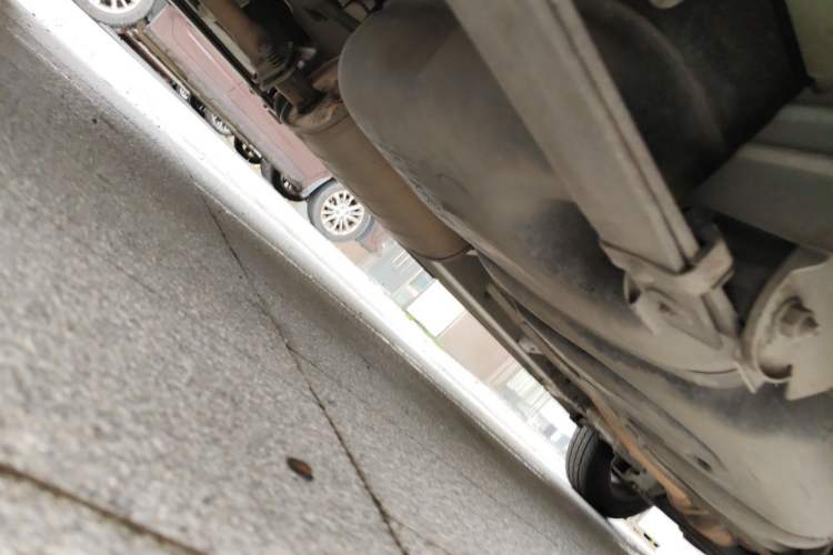 Used Nissan NV200 2018 1.6L CVT Luxury Model Chassis Rear Right