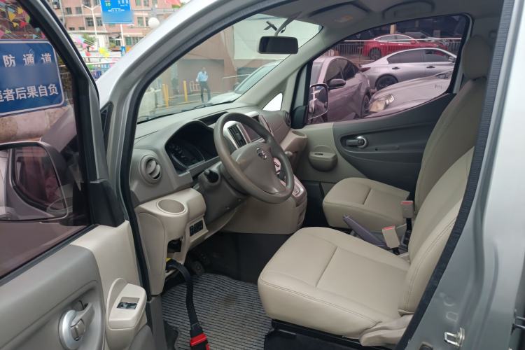 Used Nissan NV200 2018 1.6L CVT Luxury Model Driver Seat
