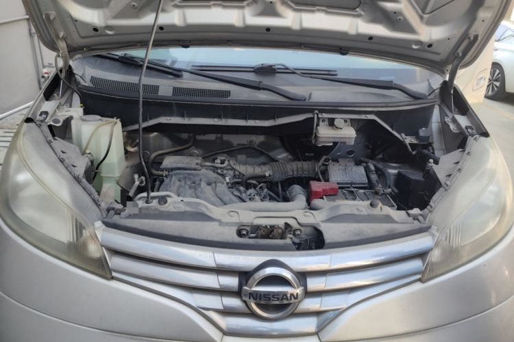 Used Nissan NV200 2018 1.6L CVT Luxury Model Engine Bay