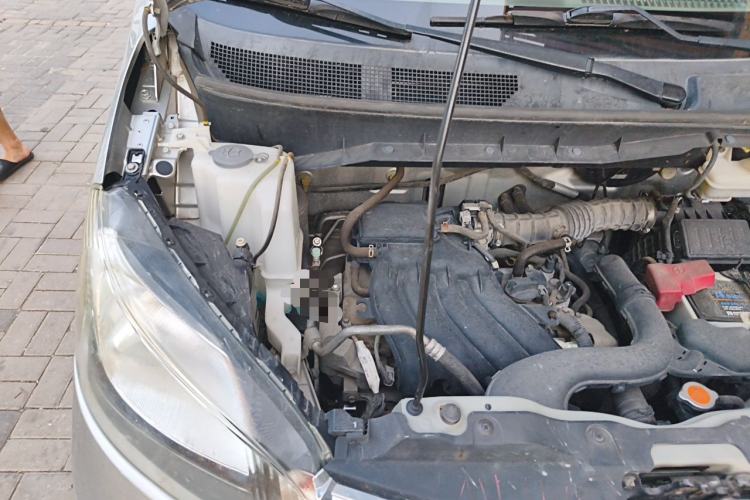 Used Nissan NV200 2018 1.6L CVT Luxury Model Engine Bay Right