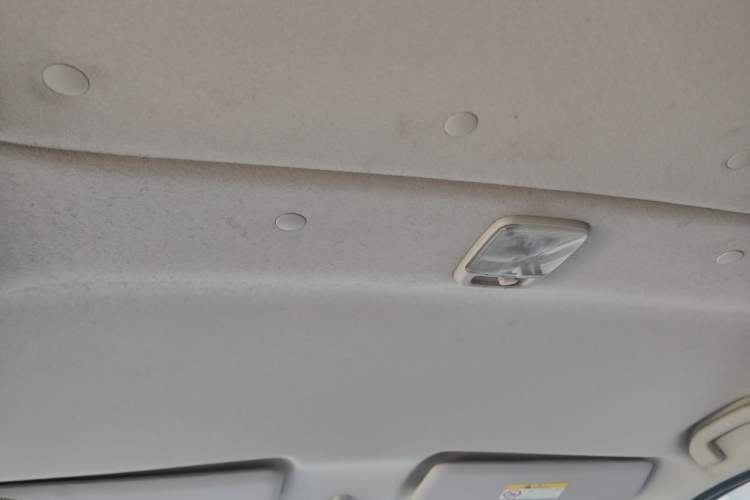 Used Nissan NV200 2018 1.6L CVT Luxury Model Headliner