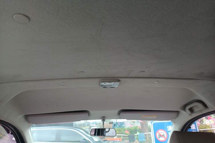 Used Nissan NV200 2018 1.6L CVT Luxury Model Headliner