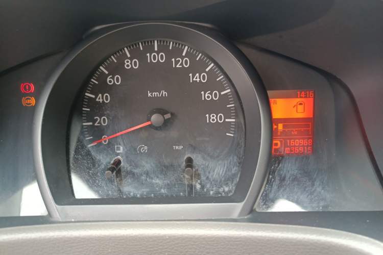 Used Nissan NV200 2018 1.6L CVT Luxury Model Instrument Cluster