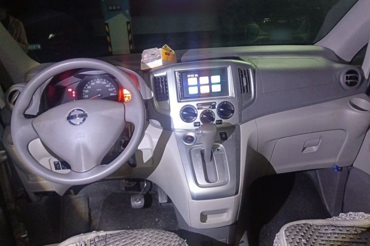 Used Nissan NV200 2018 1.6L CVT Luxury Model Interior 2