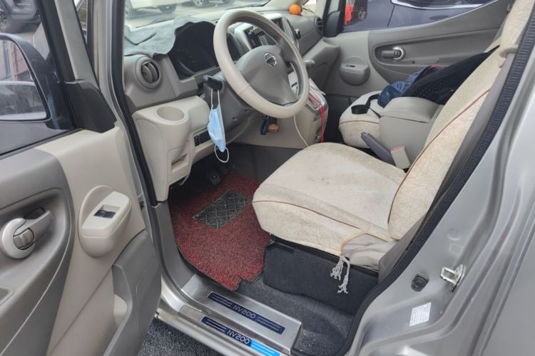 Used Nissan NV200 2018 1.6L CVT Luxury Model Interior 3