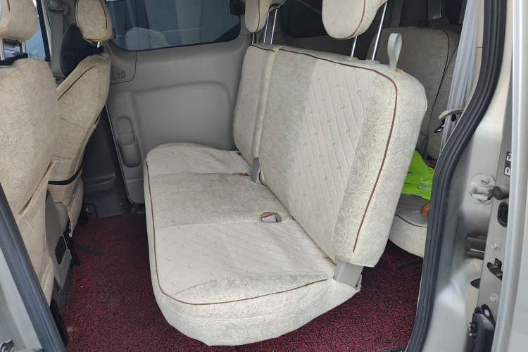 Used Nissan NV200 2018 1.6L CVT Luxury Model Interior 4