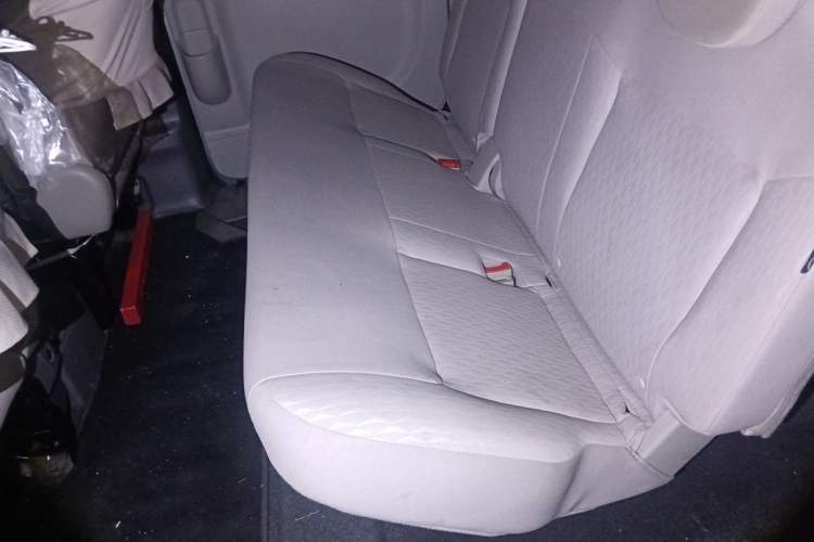 Used Nissan NV200 2018 1.6L CVT Luxury Model Interior 4